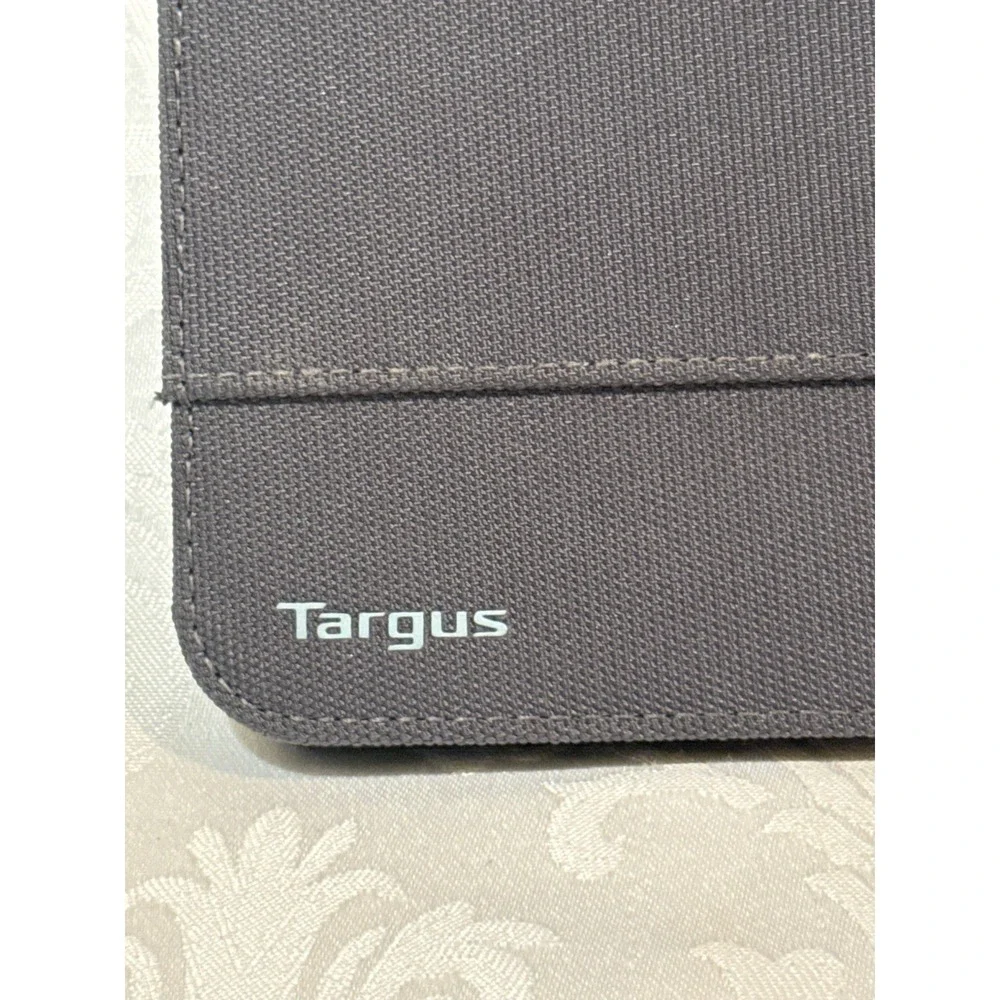 Targus Universal 8.5x5.5 Rotating Tablet Case